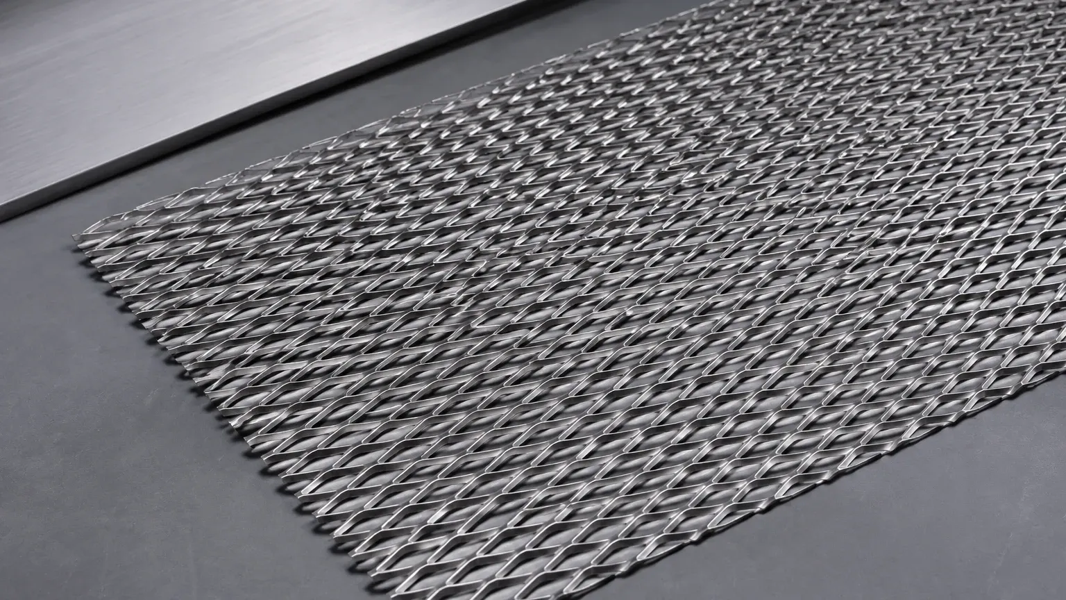 4 X 8 Expanded Metal 4 X 8 Expanded Metal visual guide