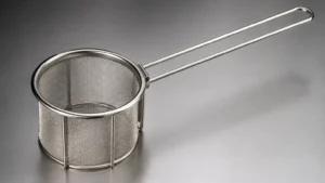 Strainer Basket with Long Handle visual guide